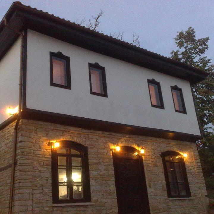 Staroto Shkolo House - Rooms For Guests Subotkovtsi Luaran gambar
